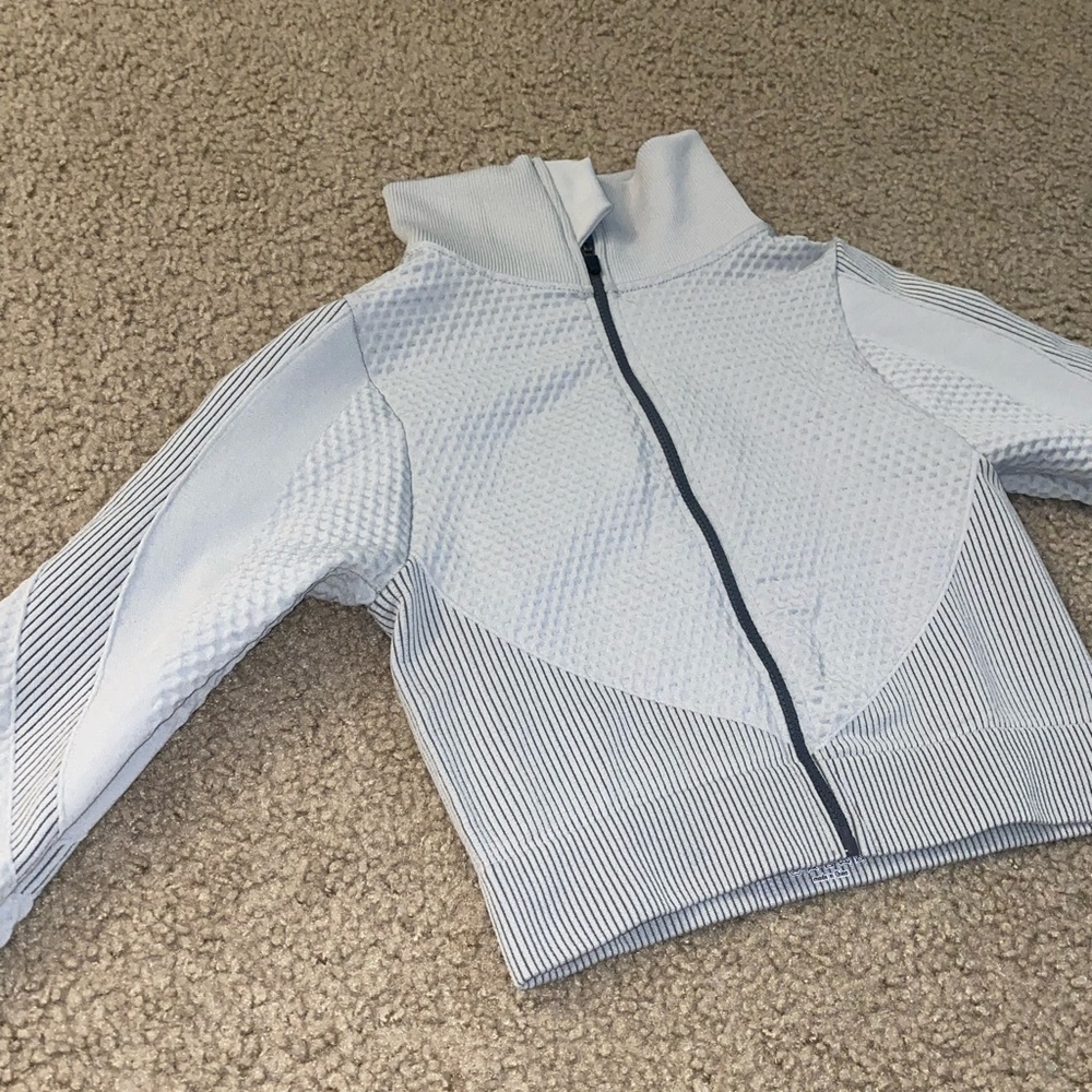 Gray cropped, zip up turtleneck bbl athletic jacket